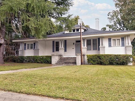 2nd image of 155 Lovell St