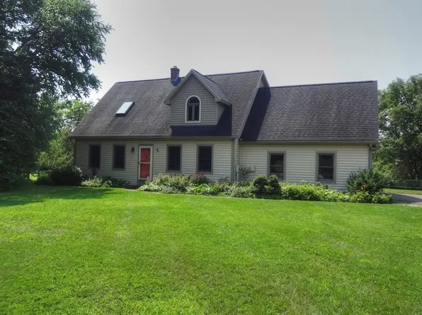 16 Clover Lane, Jericho, VT 05465