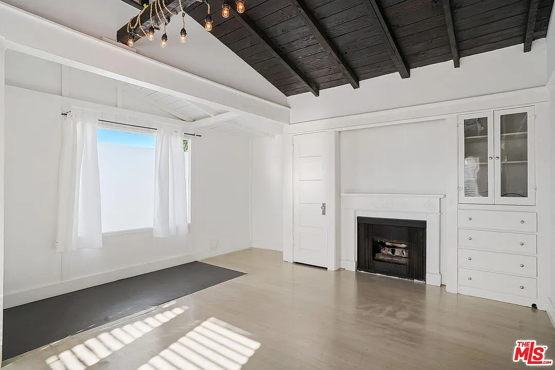 1 bed, 2.0 bath, $3,400 — Photo 4