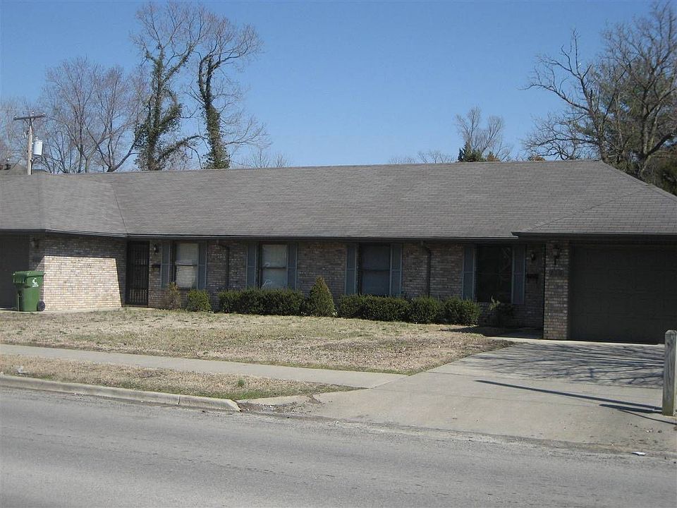 2nd image of 206 S 20th St
