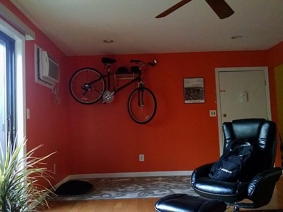 4th image of 296 High Ave APT N3