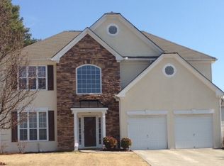 2642 Whispering Pines Dr, Grayson, GA