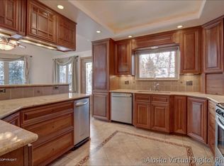 13331 Evelyn Cir, Anchorage, AK 99516