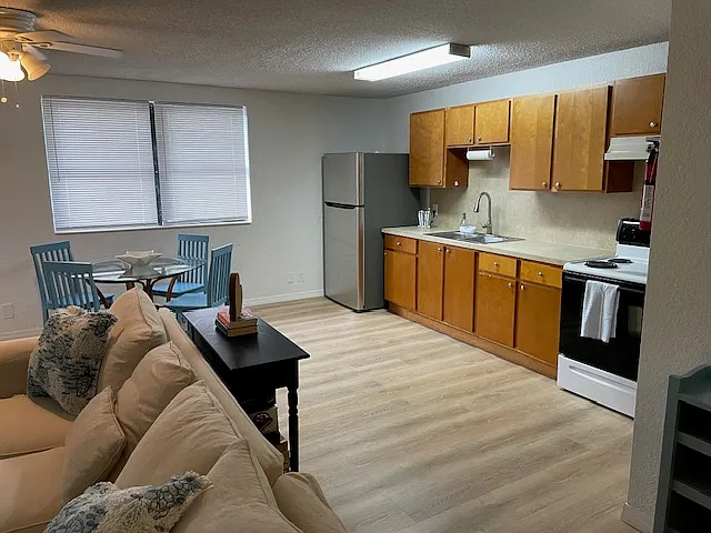 5830 Wyoming Ave — Photo 2