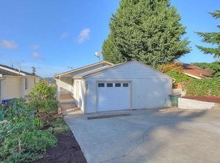 7937 14th Ave SW, Seattle, WA 98106