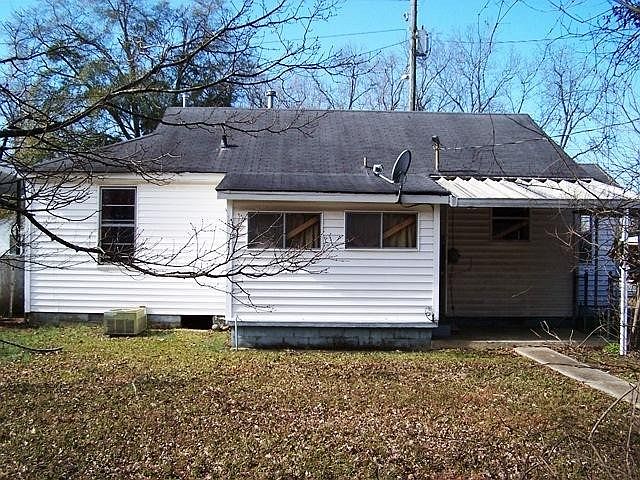 2nd image of 422 55th Ave