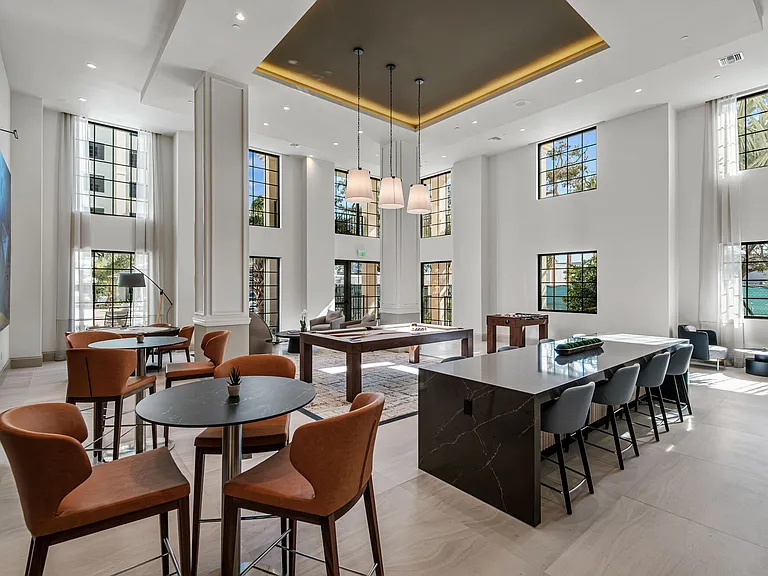 Manor Riverside — Photo 15