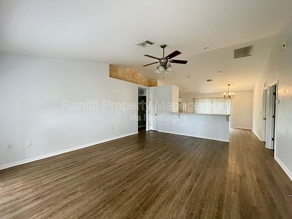 3rd image of 11495 Forest Mere Dr