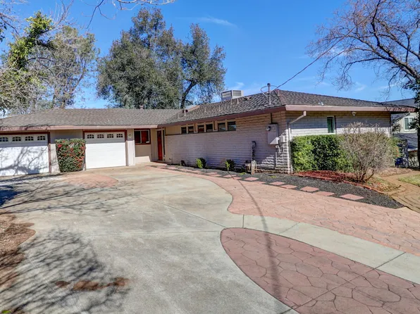 1890 Manchester Dr, Redding, CA 96002