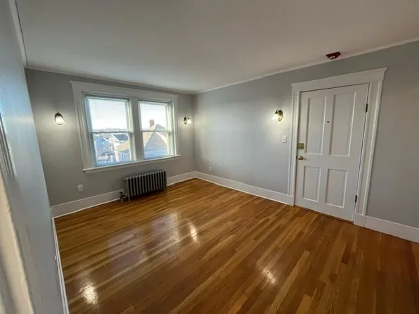 (undisclosed Address), Somerville, MA 02145