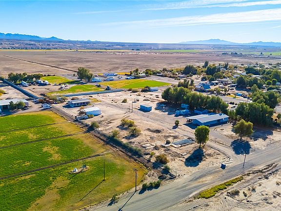 4th image of 8036 S Harquahala Drive