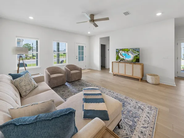2316 Discovery Loop, Panama City, FL 32405