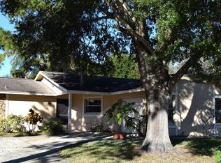 3106 Winchester Dr, Dunedin, FL 34698