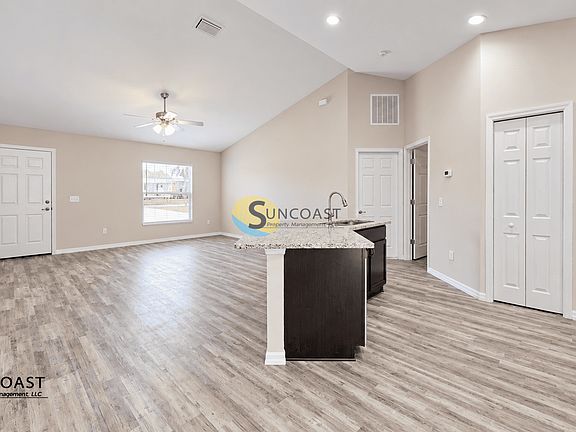 3rd image of 16755 SW 50th Cir