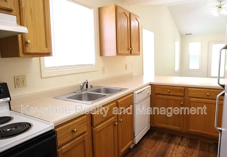 116 Bruce View Cir — Photo 8