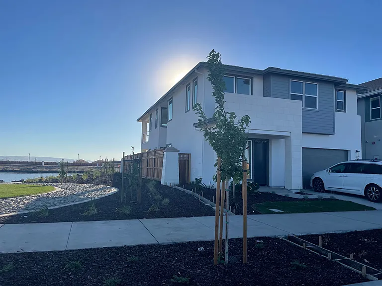 17595 Harbor View Ave — Photo 15