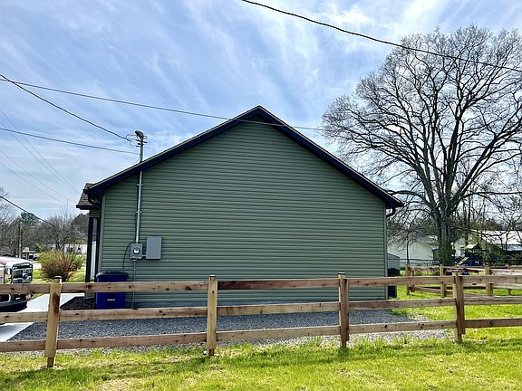 2nd image of 121 Locust St Lot 2