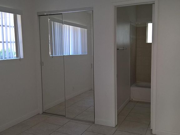 4th image of 7451 Herschel Ave