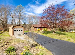 53 Morris Hubbard Rd, Higganum, CT 06441