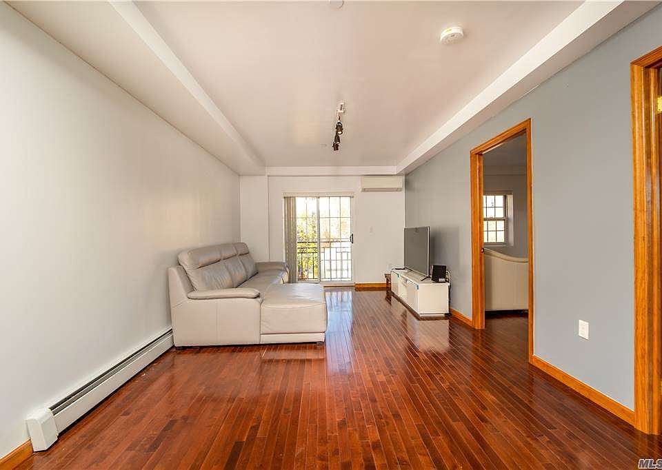 1st image of 14118 Cherry Ave APT 4D