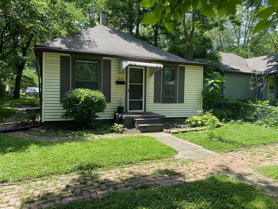 Darling, quiet street close to downtown. The windows on the front have all been replaced with energy efficient, easy to maintain new ones!