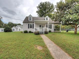 300 Seven Pines Ave, Sandston, VA 23150