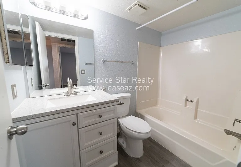 222 W Brown Rd #33 — Photo 9