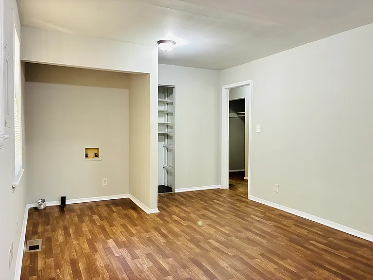 5015 Grapevine Dr — Photo 23