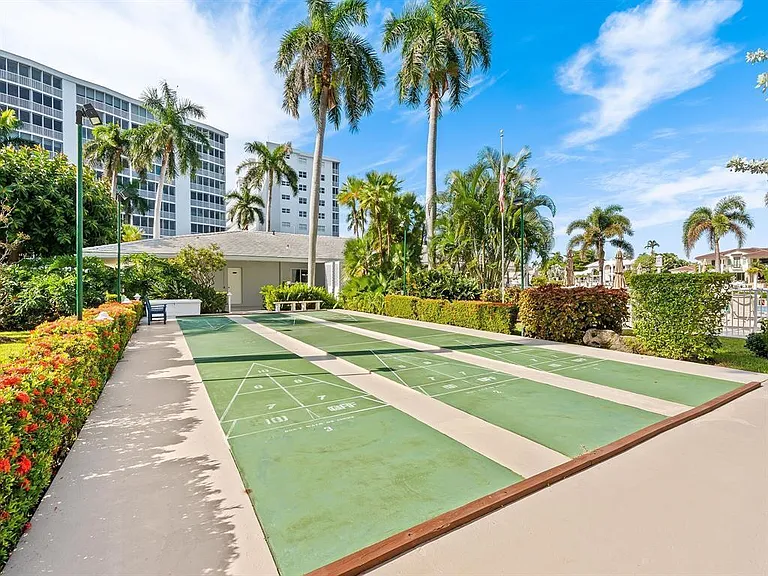 3300 S Ocean Blvd #318C — Photo 37