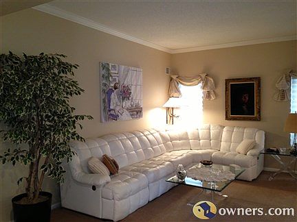 Large iving rooml
