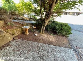 5630 California Ave SW #12, Seattle, WA 98136