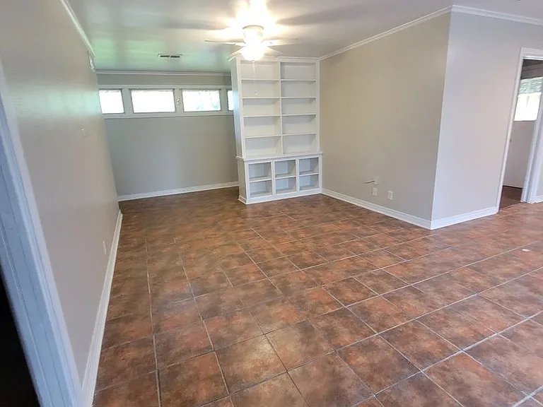 188 Charles Ave #188 — Photo 23