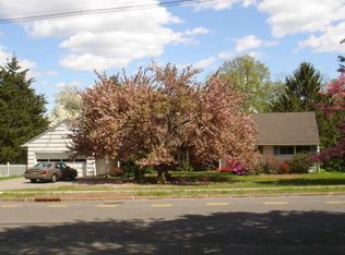 269 Sunset Rd, Pompton Plains, NJ 07444