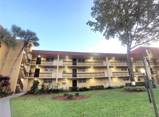 3490 Foxcroft Rd #B202, Miramar, FL 33025