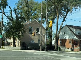 1232 Jane St, Toronto, ON M6M4X8