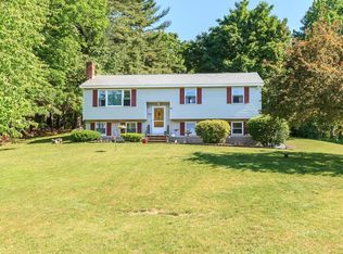 4 John St, Londonderry, NH 03053