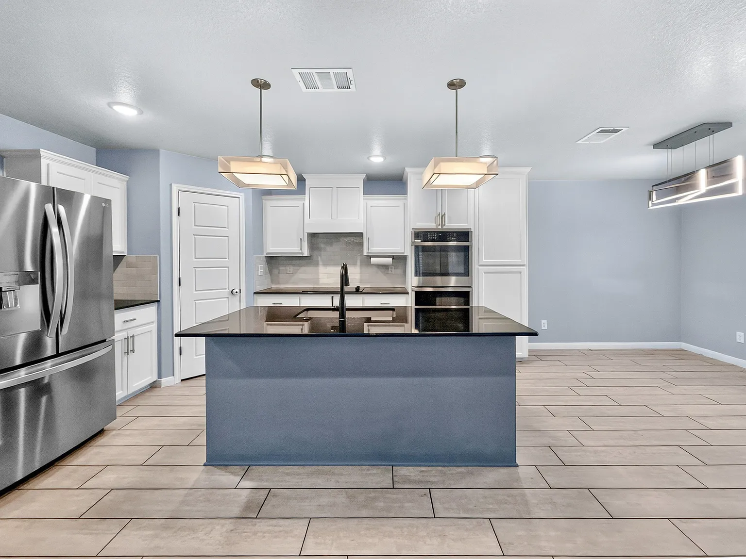 329 Shadbush Drive - 1 — Photo 1