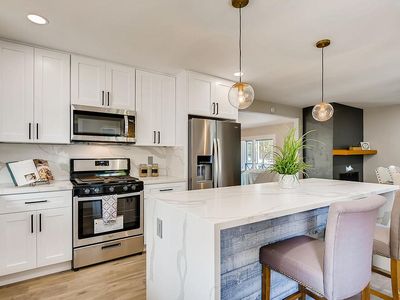 2038 Lee Dr, Escondido, CA, 92027