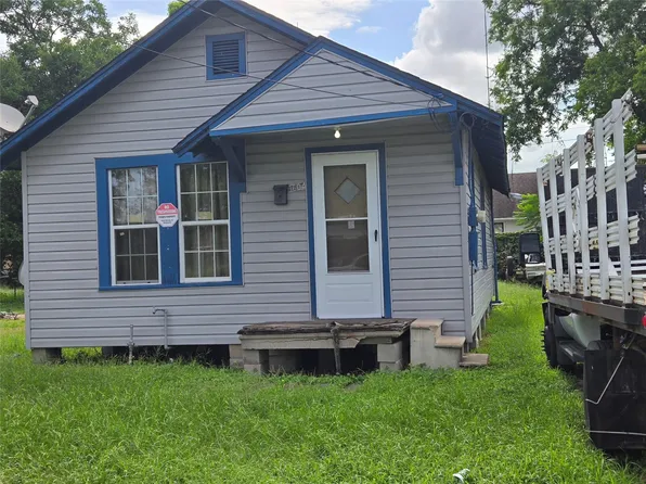 5604 Gano St, Houston, TX 77009