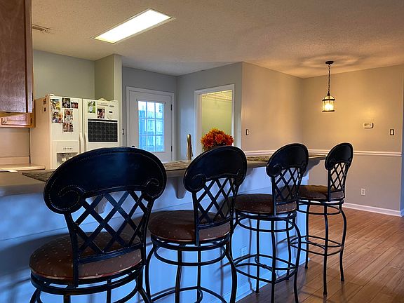 4th image of 502 Lejeune Dr