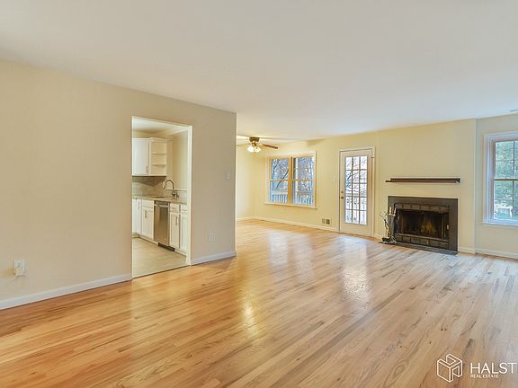 2nd image of 26 Spruce Ct APT 88