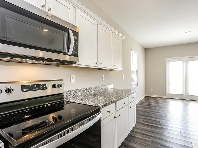 4064 Kendrick Cir — Photo 10