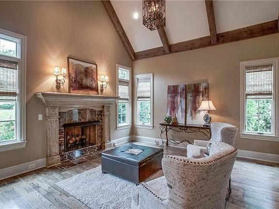 3rd image of 4013 Ayleworth Ln