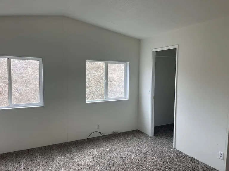 1481 Tozer Rd — Photo 18