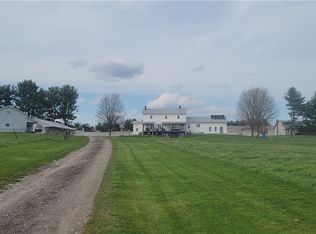 15560 Burton Windsor Rd, Middlefield, OH 44062