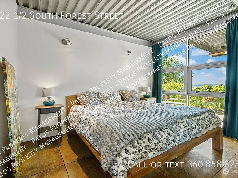222 1/2 S Forest St — Photo 8