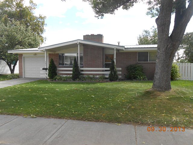 1st image of 681 Crestview Ave