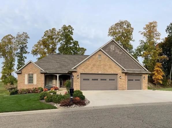 5175 Robin Ct, Millersburg, OH 44654