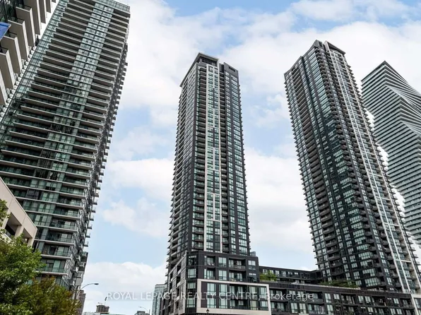 510 Curran Pl E, Mississauga, ON
