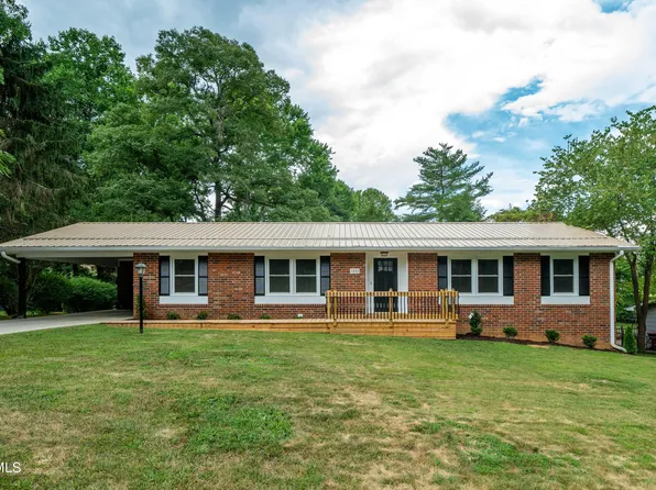 1502 Muskhogean Dr, Johnson City, TN 37604